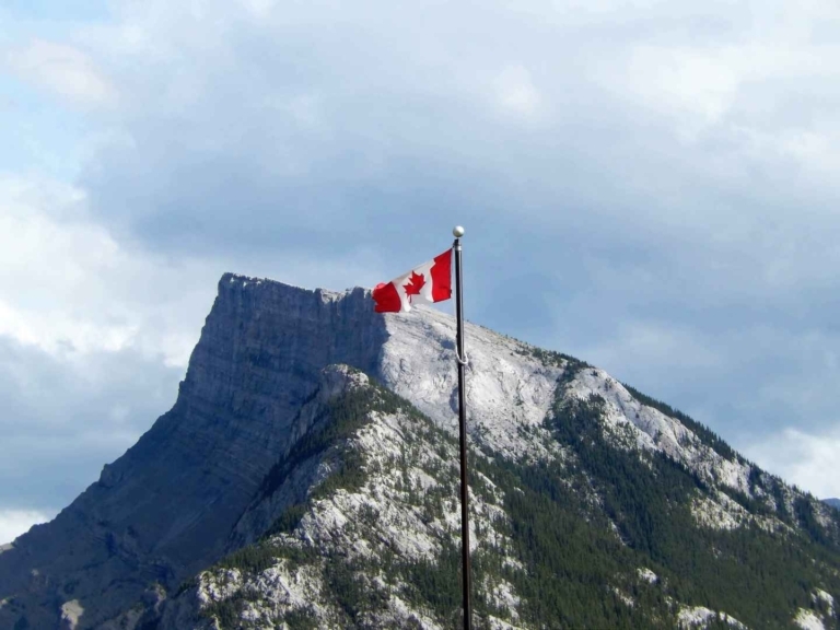 A Practical 3 Week Canada Itinerary – No Car Needed (2026)